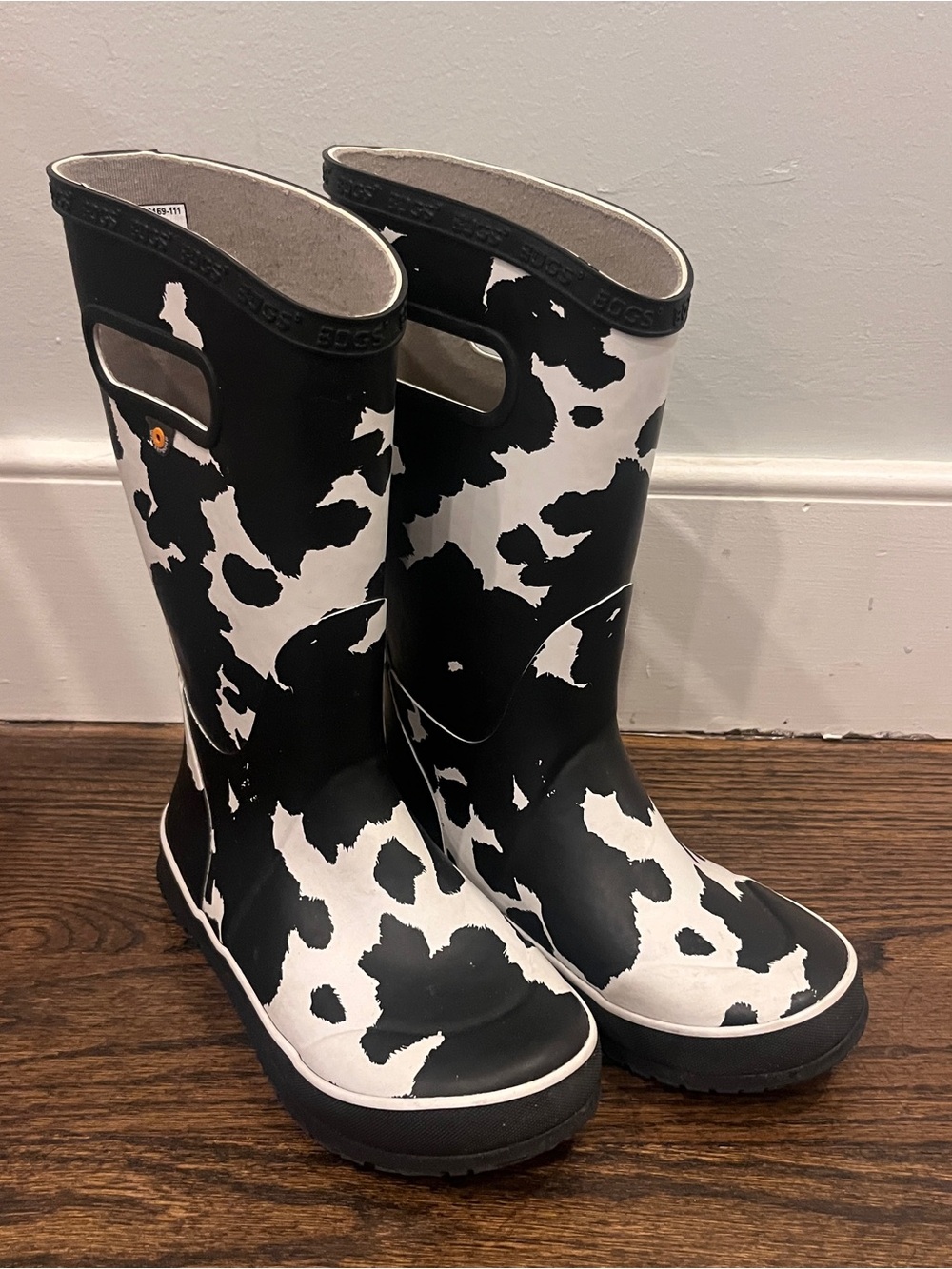 Bogs cow print rain boots 🐄